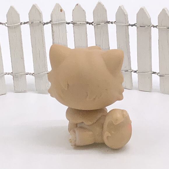 Littlest Pet Shop Authentic # 129 Cream White Persian Cat Green Eyea - Picture 2 of 4